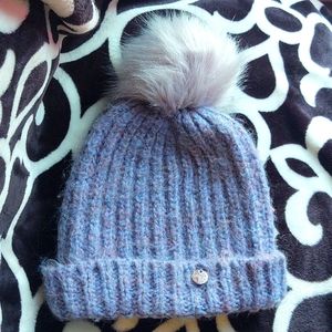 EXPRESS fuzzy pale-indigo pompom beanie